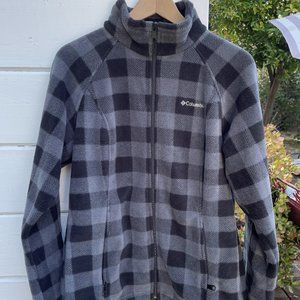 Columbia buffalo plaid fleece jacket, size L, washed with tags